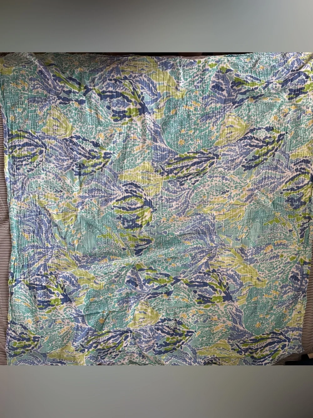 Pottery Barn Kids x Lilly Pulitzer Aqua, Navy & Lime Wave-Print Blanket